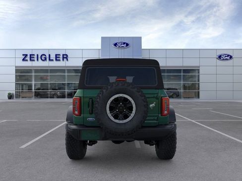 New 2025 Ford Bronco Badlands image 5