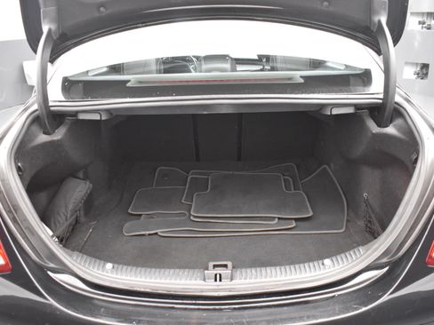 Used 2018 Mercedes-Benz C 300 4MATIC Sedan image 18