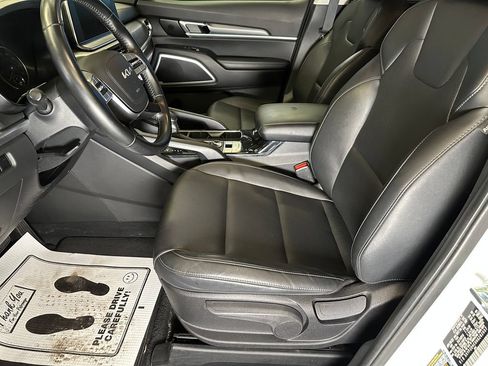 Used 2022 Kia Telluride LX AWD/4WD image 20
