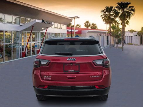 Certified 2024 Jeep Compass Limited w/ Elite Group AWD/4WD image 4