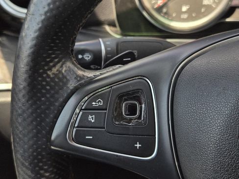 Used 2018 Mercedes-Benz E 300 image 27