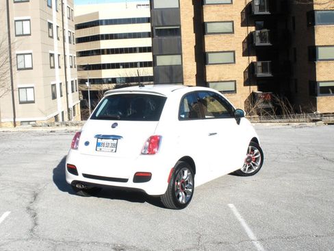 Used 2015 FIAT 500 Sport w/ Comfort/Convenience Group FWD image 16