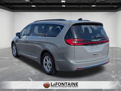 Used 2023 Chrysler Pacifica Limited