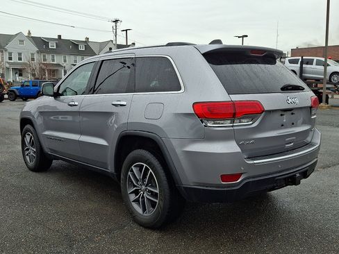 Used 2018 Jeep Grand Cherokee Limited w/ Trailer Tow Group IV image 4