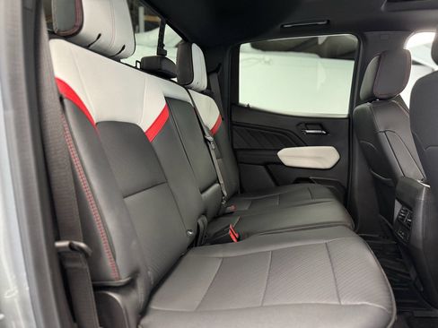 Used 2024 GMC Canyon AT4X w/ AT4X AEV Edition AWD/4WD image 34