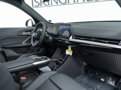 New 2026 BMW X1 xDrive28i w/ Technology Package image 21