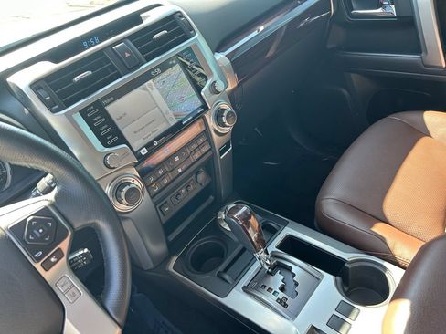 Used 2023 Toyota 4Runner Limited AWD/4WD image 19