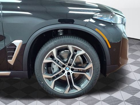 New 2026 BMW X5 xDrive40i w/ Premium Package image 11