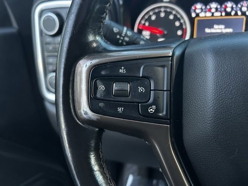 Used 2019 Chevrolet Silverado 1500 High Country image 19