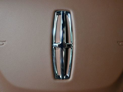New 2026 Lincoln Aviator Reserve w/ Jet Appearance Package AWD/4WD image 35