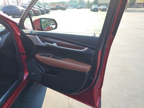 Used 2025 Cadillac XT5 Sportv image 21