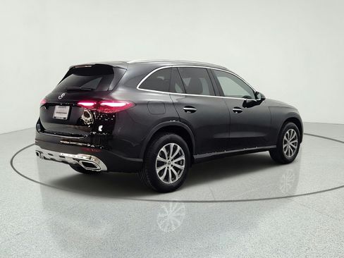Certified 2026 Mercedes-Benz GLC 300 image 5