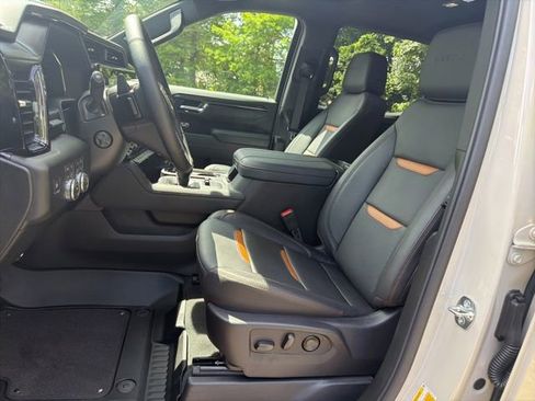 Used 2026 GMC Sierra 1500 AT4 w/ AT4 Premium Package AWD/4WD image 17