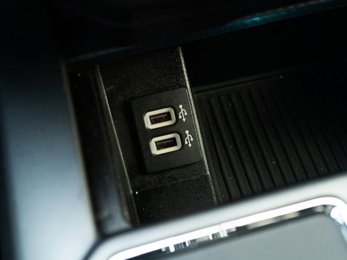 Used 2020 Ford F150 XLT w/ Equipment Group 302A Luxury image 34