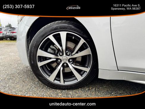 Used 2017 Nissan Maxima 3.5 SV image 19