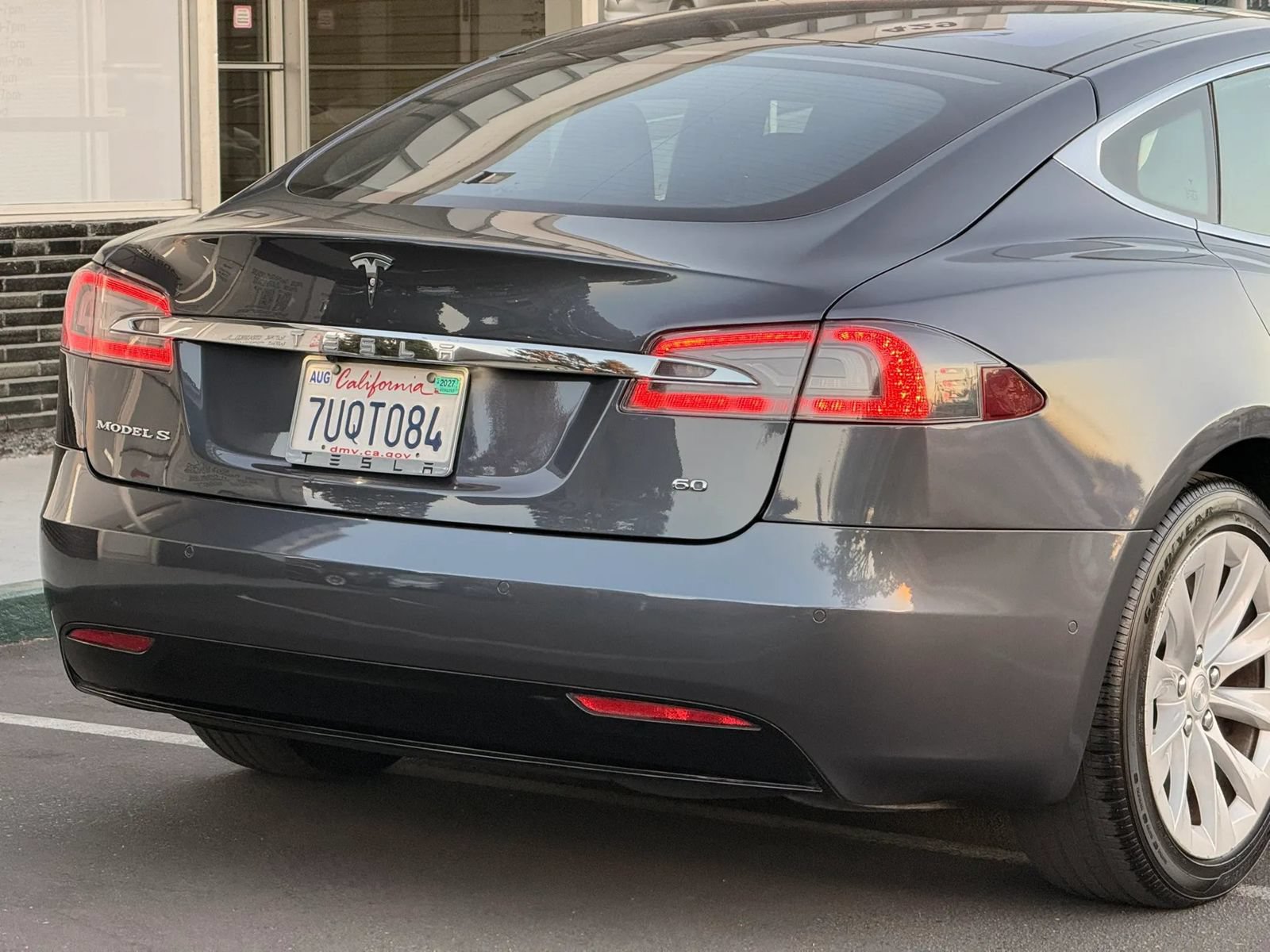 Used 2016 Tesla Model S 75 RWD image 11