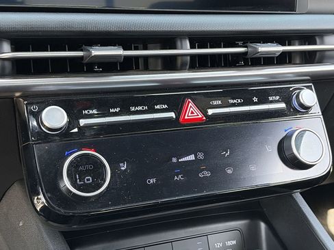 Certified 2025 Hyundai Santa Cruz SEL AWD/4WD image 26