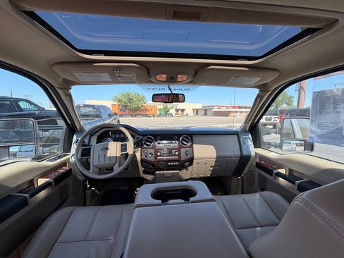 Used 2010 Ford F350 4x4 Crew Cab Super Duty image 11
