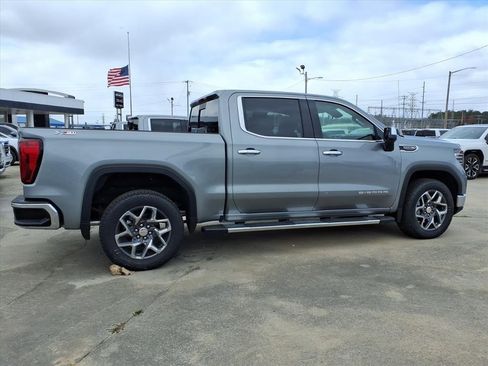 New 2026 GMC Sierra 1500 SLT w/ SLT Premium Plus Package image 8