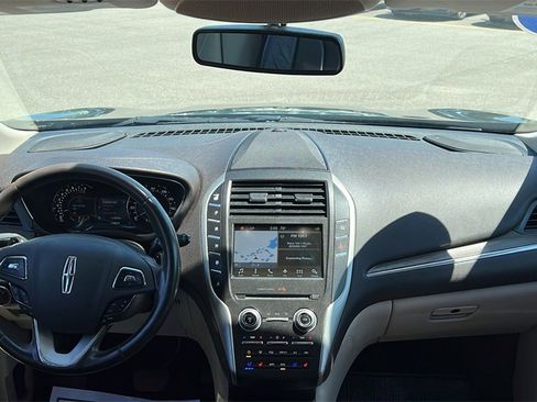Used 2017 Lincoln MKC Reserve image 15