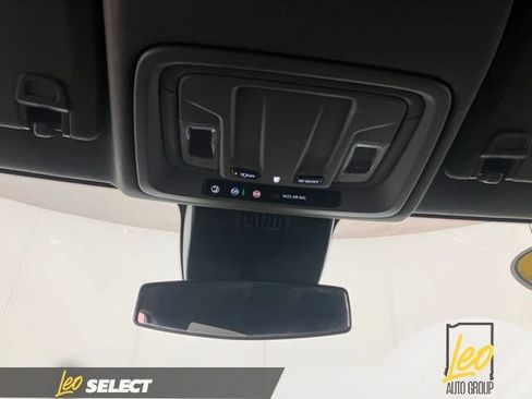Used 2024 Chevrolet Silverado 1500 LT AWD/4WD image 16