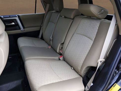 Used 2019 Toyota 4Runner SR5 AWD/4WD image 23