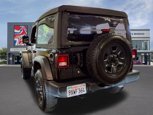 Used 2023 Jeep Wrangler Sport AWD/4WD image 3