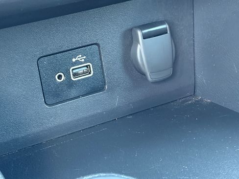 Certified 2023 Nissan Sentra S FWD image 28