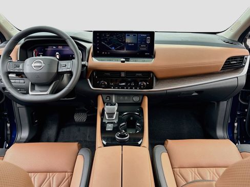 New 2026 Nissan Rogue Platinum AWD/4WD image 3
