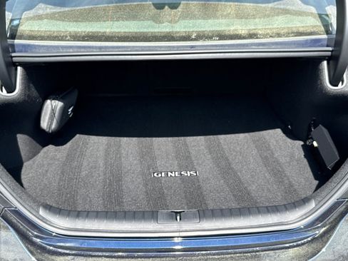 Used 2026 Genesis G70 2.5T Prestige image 16