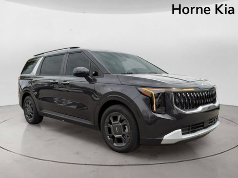 New 2026 Kia Carnival EX FWD image 2