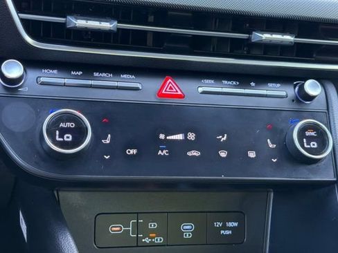 Certified 2024 Hyundai Sonata SEL FWD image 19