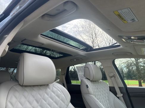 Used 2023 Genesis GV80 3.5T image 38