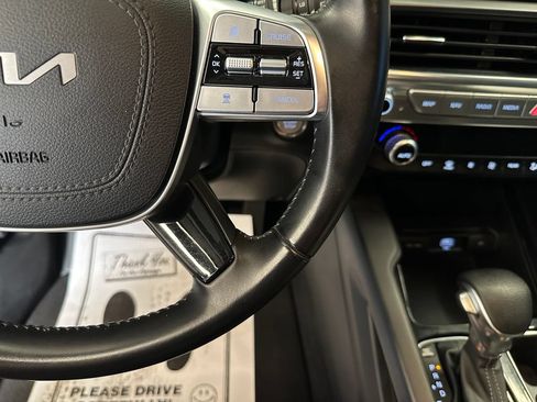 Used 2022 Kia Telluride LX AWD/4WD image 12