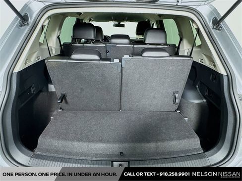 Used 2021 Volkswagen Tiguan SE image 25