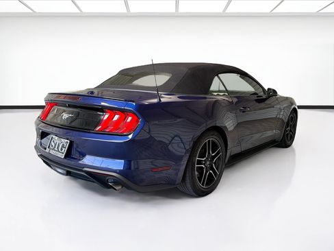 Used 2019 Ford Mustang Premium RWD image 4