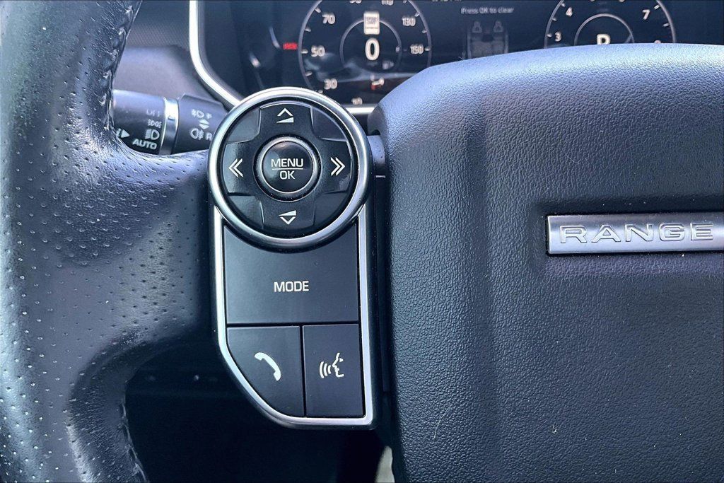 Used 2017 Land Rover Range Rover Sport HSE AWD/4WD image 19