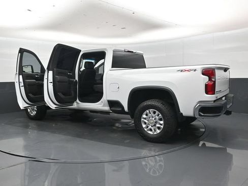 Used 2023 Chevrolet Silverado 2500 LTZ AWD/4WD image 47