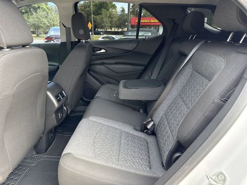 Used 2022 Chevrolet Equinox LT FWD image 10