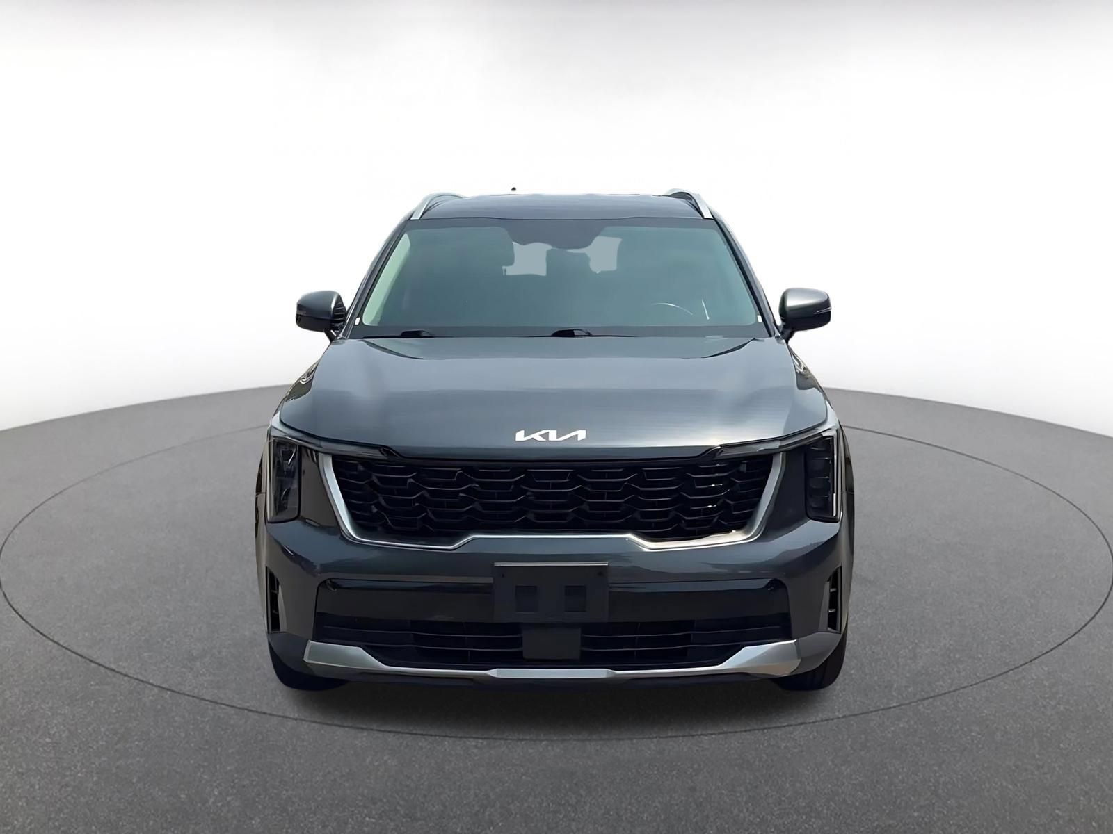 Used 2024 Kia Sorento S AWD/4WD image 4