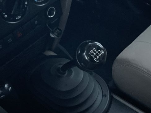 Used 2010 Jeep Wrangler Rubicon w/ PWR Convenience Group image 20