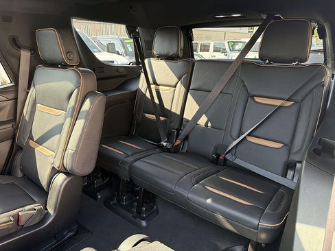 Used 2023 GMC Yukon AT4 w/ Max Trailering Package AWD/4WD image 42