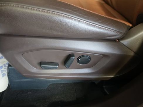Used 2023 Ford Explorer King Ranch w/ Technology Package AWD/4WD image 23