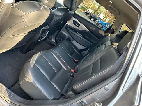 Used 2018 Nissan Murano SL image 24