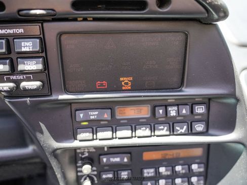 Used 1994 Chevrolet Corvette Convertible RWD image 50