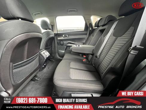 Used 2022 Kia Sorento LX image 48
