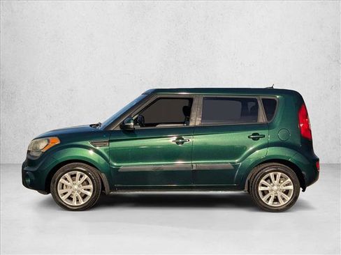 Used 2013 Kia Soul + image 8