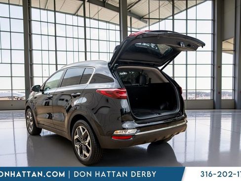 Used 2021 Kia Sportage EX FWD image 32