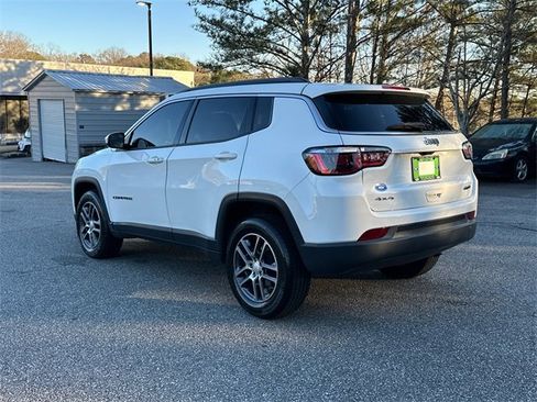 Used 2018 Jeep Compass Latitude w/ Cold Weather Group image 5