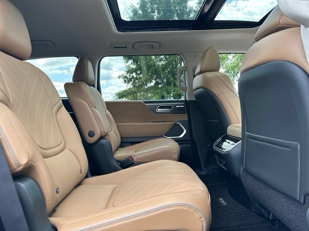 New 2027 INFINITI QX80 Luxe w/ Cargo Package AWD/4WD image 20